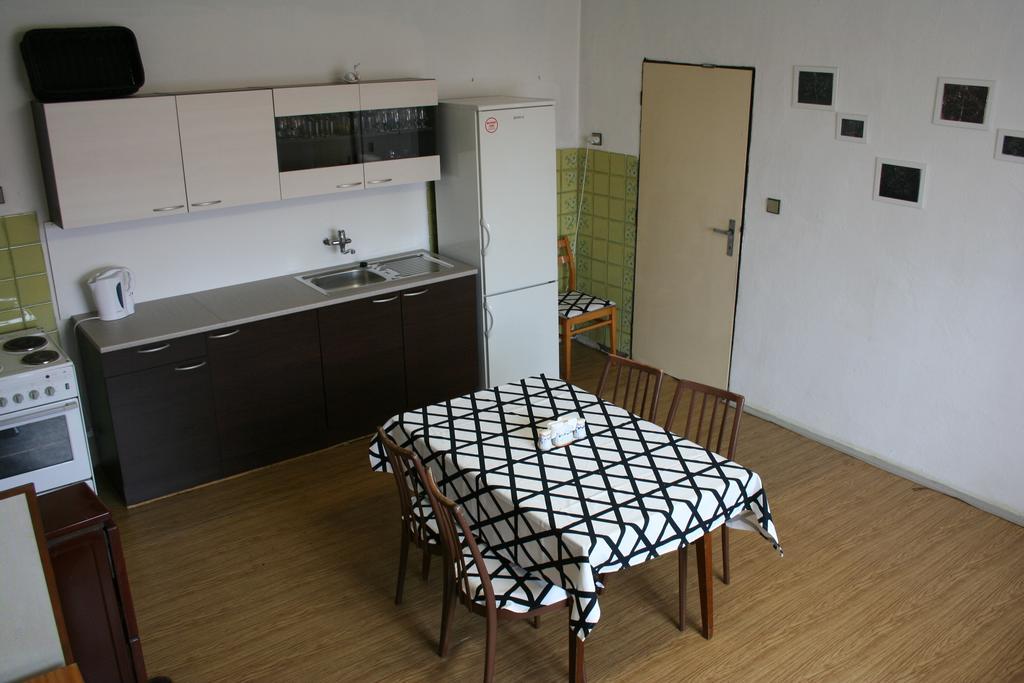 Apartamento Vejminek U Drahusky Mcely Exterior foto